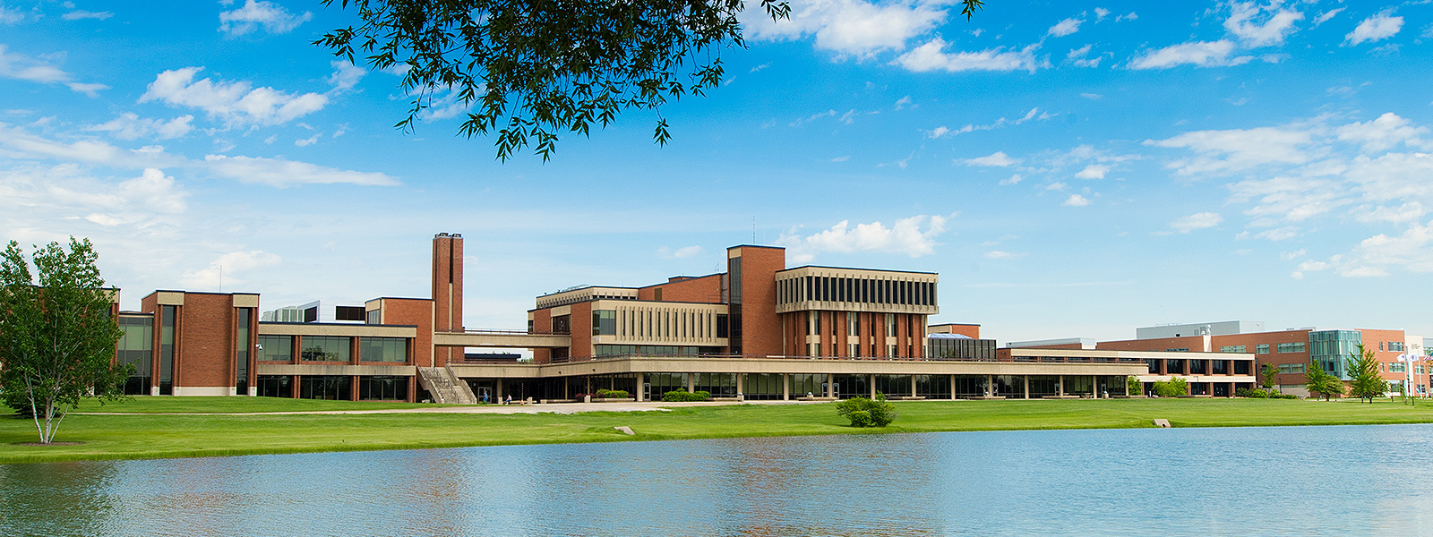 Mahoney Environmental Helps Elgin Community College with Oil Delivery and Disposal